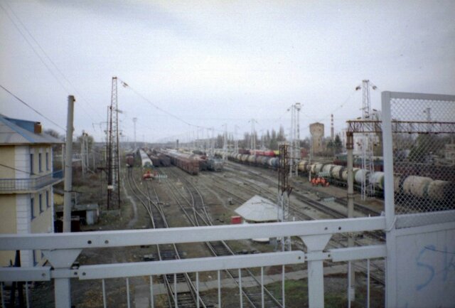 2527626