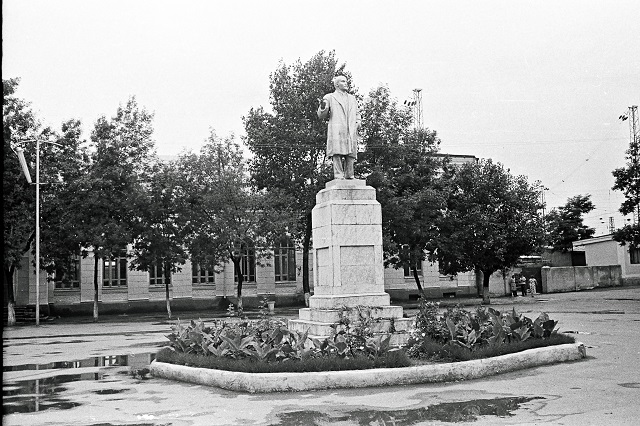 r001 119